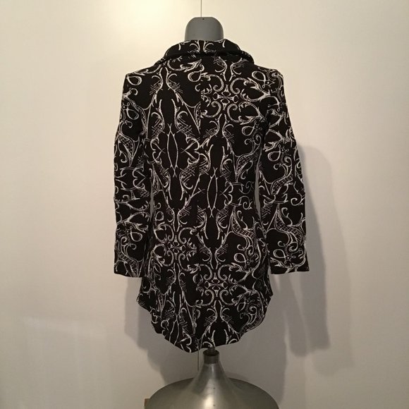 Tonia Debillis Roxie Jacket Logo Damask in Black and Ivory  Size M - Picture 5 of 12